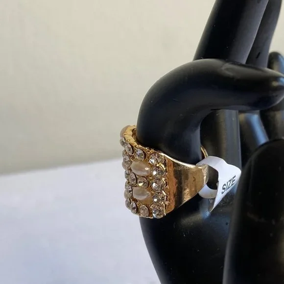 JUMBO Gold sz Various Pearl Rhinestone layered Ring - Picture 5 of 6